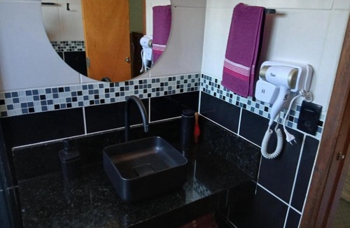 Taubate House | Casa com piscina, Area Gourmet, 8 Pessoas, Taubaté
