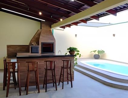 Centro House | Casa com PiSCiNa, BaNHeiRa e A/C- Centro de Joinville