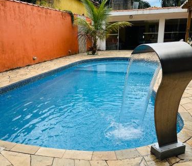 Aracariguama House | Casa com piscina