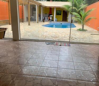 Aracariguama House | Casa com piscina