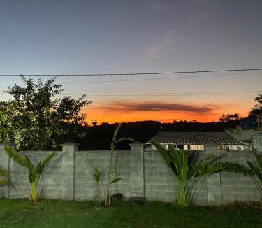 Senador Canedo House | Casa com piscina