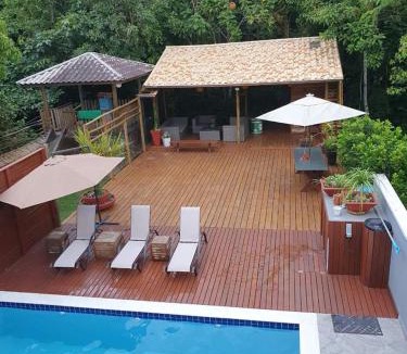 Caraguatatuba House | Casa com piscina e churrasqueira em Massaguaçu SP