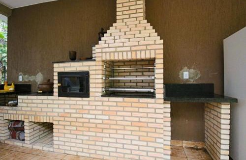 Taguatinga House | Casa com Piscina e Churrasqueira em Taguatinga