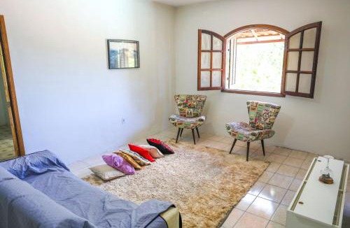 Araruama House | Casa com Piscina e Churrasqueira em Itatiquara