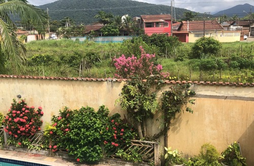 Santa Terezinha House | Casa com Piscina Gigante à 200mts da Praia