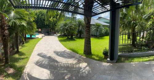 Encantado House | Casa com piscina na terra do Cristo Protetor