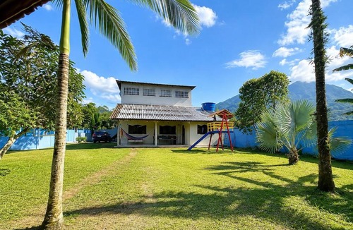 Bracui House | Casa com Piscina Privativa e Área Gourmet Angra dos Reis