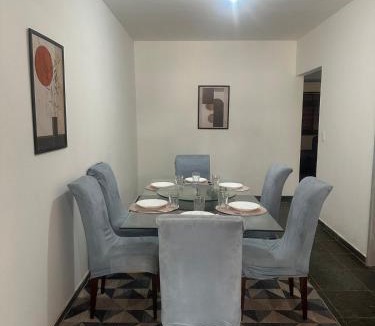 Rio das Ostras House | Casa com piscina perto da costa azul e lagoa do Iriri