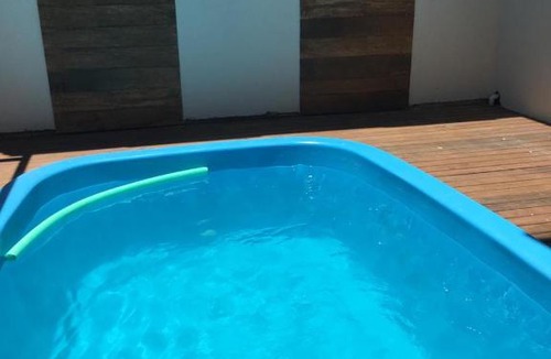 Santinho Apartment | Casa com piscina para 8 pessoas 300m do mar 0129