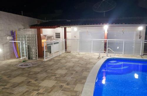 Maranduba House | Casa com Piscina Ubatuba 120ms da praia do Sapê