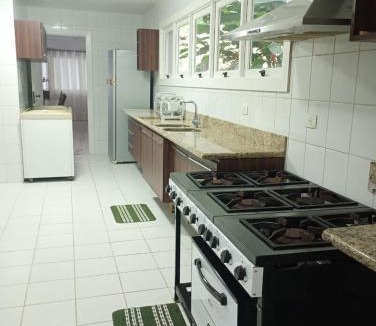 Mambucaba House | Casa com praia particular com vista incrível em Angra dos Reis