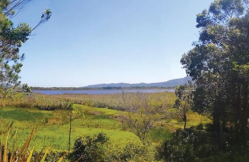 Garopaba House | Casa com vista para Lagoa na Praia da Barra