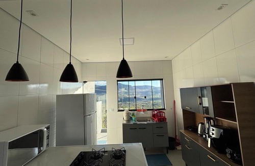 Piata House | Casa completa com wifi, garagem, próximo ao centro