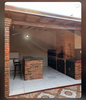 Capiata House | Casa con Piscina en Areguá