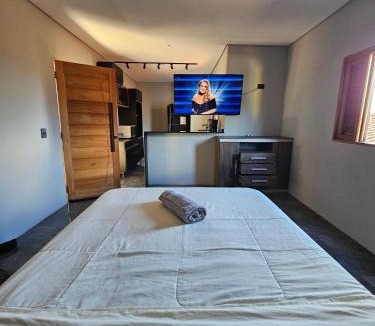 Ilhabela Apartment | Casa confortável com Ar condicionado e TV