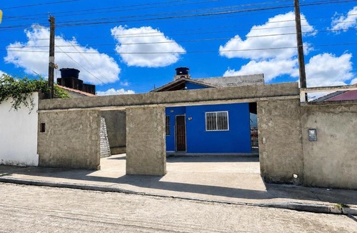 Garanhuns House | Casa Confortável com duas vagas de garagem e capacidade para até 6 hóspedes