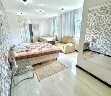 Vila Margarida House | Casa confortavel e espaçosa prox Centro Mini academia e 1 king size Wifi Rapido
