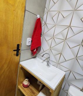 Bage House | Casa Container Branca