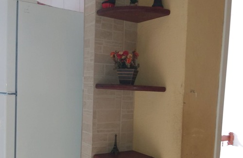 Praia dos Anjos House | Casa da Leticia close to the city center, 5 min from Angels beach and Onden Marina leave by boat.