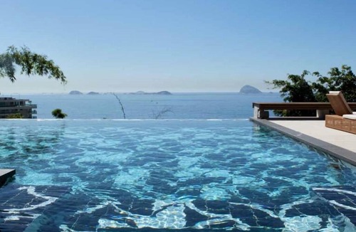 Sao Conrado House | Casa da Luz is the most amazing village in Rio de Janeiro . !