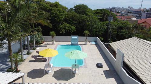 Santinho House | Casa da Piscina