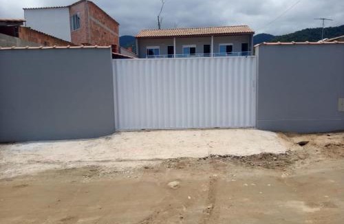 Taquaral House | Casa de 4 suites com piscina, próxima a praias e do centro de Ubatuba