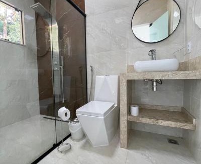 Marmelopolis House | Casa de Alto Padrão com Vista para o Vale e Hidromassagem