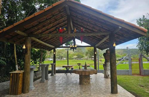 Pindamonhangaba House | Casa de Campo c Vista, Churrasqueira e Playground