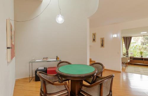 Sao Roque House | Casa de Campo com Piscina, Lareira e Churrasqueira