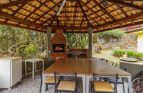 Sao Roque House | Casa de Campo com Piscina, Lareira e Churrasqueira
