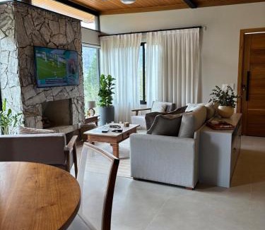 Araras House | Casa de Campo em Secretário, Charme e tranquilidade, 1 km do Centro