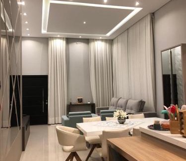 Zimbros House | Casa de Férias com Piscina em Bombinhas