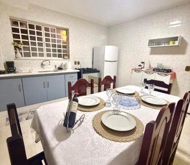 Serra Negra Apartment | Casa de Hóspedes Ideal para Casais e Famílias