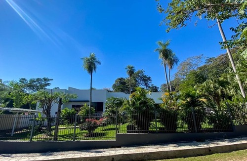 San Bernardino House | Casa de Luz