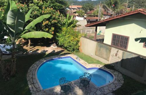 Horto House | Casa de praia com piscina e clima de montanha