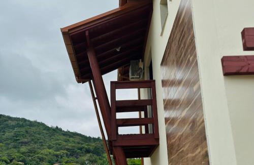 Gamboa House | Casa de Praia Completa 2min a pé da praia da Gamboa Garopaba