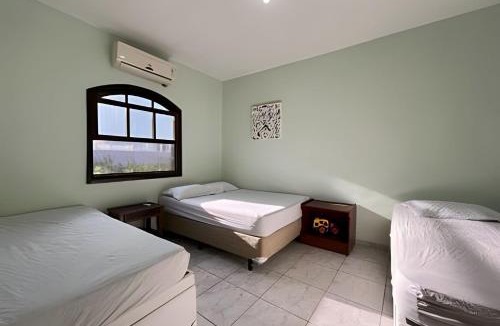 Morada da Praia House | Casa de praia em Condomínio, Ar e Piscina c/Hidro