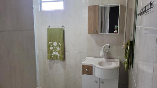 Rio do Sul House | Casa de sítio com piscina coberta, sala de jogos e fogão a lenha