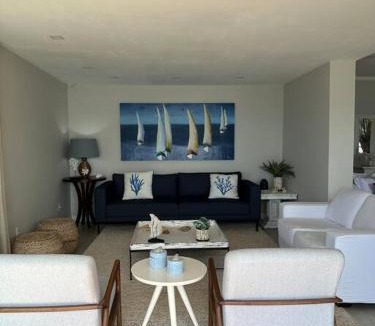Ilha Grande House | Casa de veraneio com deck em Passa Terra, Ilha Grande