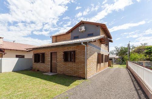 Torres House | Casa de veraneio na Itapeva