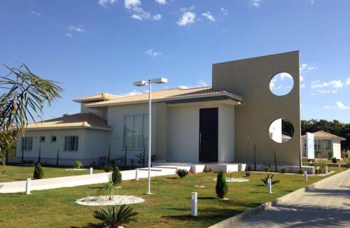 Santo Antonio de Goias House | Casa De Vidro