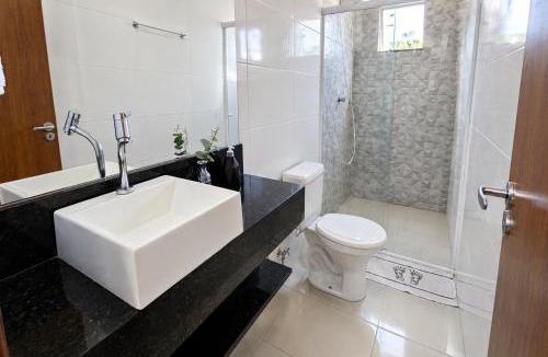 Bom Jesus Da Lapa House | Casa Duplex Alegria - Ar e Garagem Privativa
