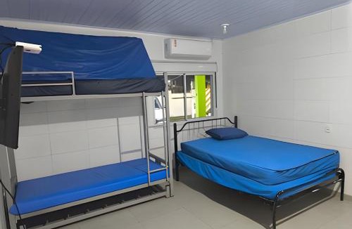 Pereque-Mirim Apartment | Casa e kitnets a 600 metros de 3 praias