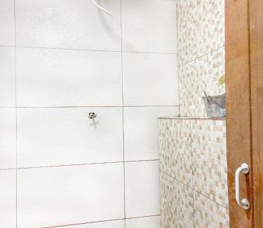 Diamantino House | Casa econômica no centro de Diamantino