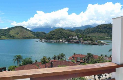 Itanema House | Casa em Angra dos Reis no Paraíso do Condomínio do Engenho