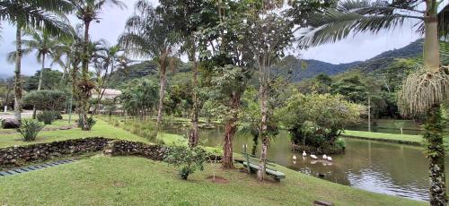 Horto House | Casa em Condomínio com Piscina Privativa em UBATUBA