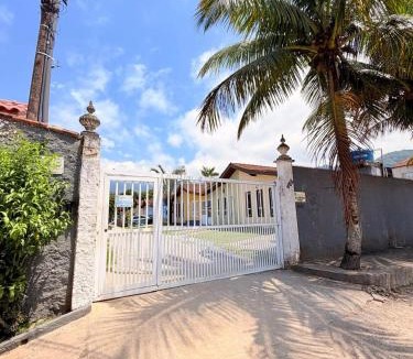 Maranduba House | Casa em Condomínio com Wi-Fi - 300m da praia