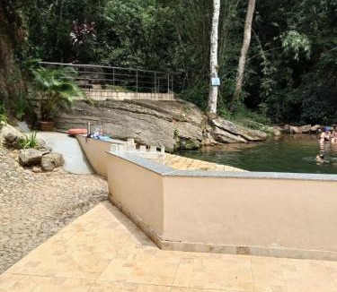 Mangaratiba House | Casa em condomínio de Alto Padrão com Praia Particular, Piscinas, Cachoeira e Área Gourmet