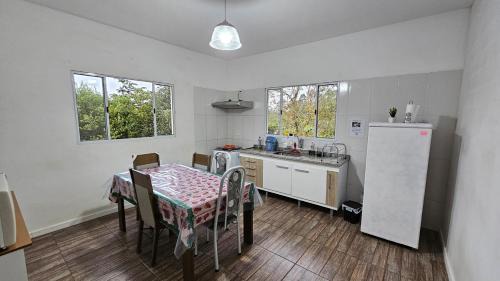 Cotia House | Casa em Cotia Tranquila e Familiar Thermas Animalia Park CT SP