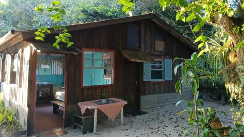 Paranagua House | Casa em Ilha do Mel na Praia Grande Nova Brasília